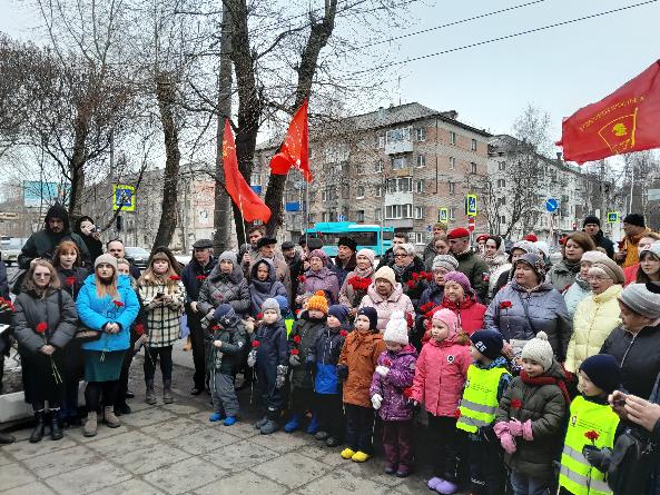 Коммунисты Поморья отметили День космонавтики